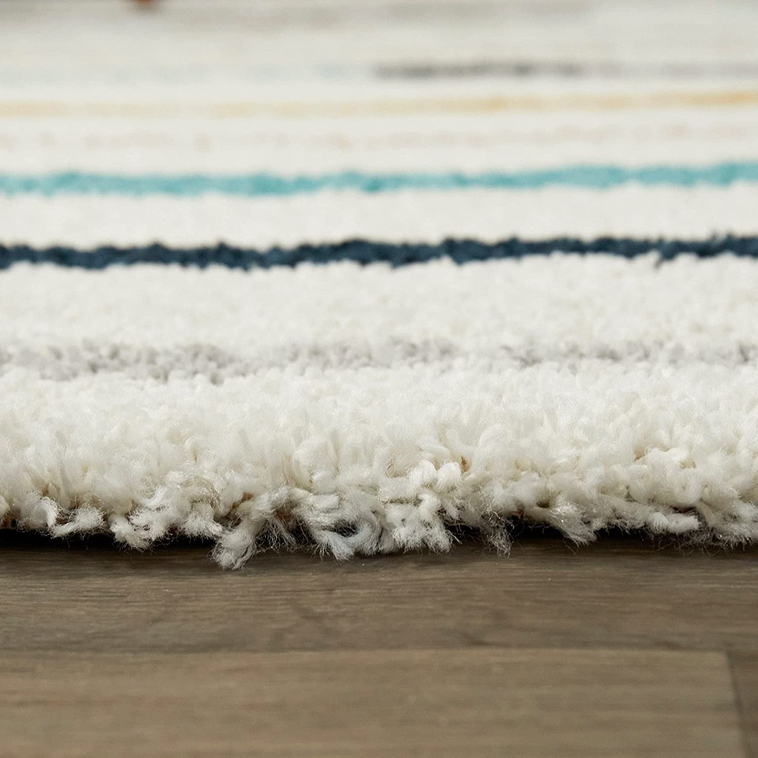 Luxurious Shaggy Carpet Plush Comfort for Home
