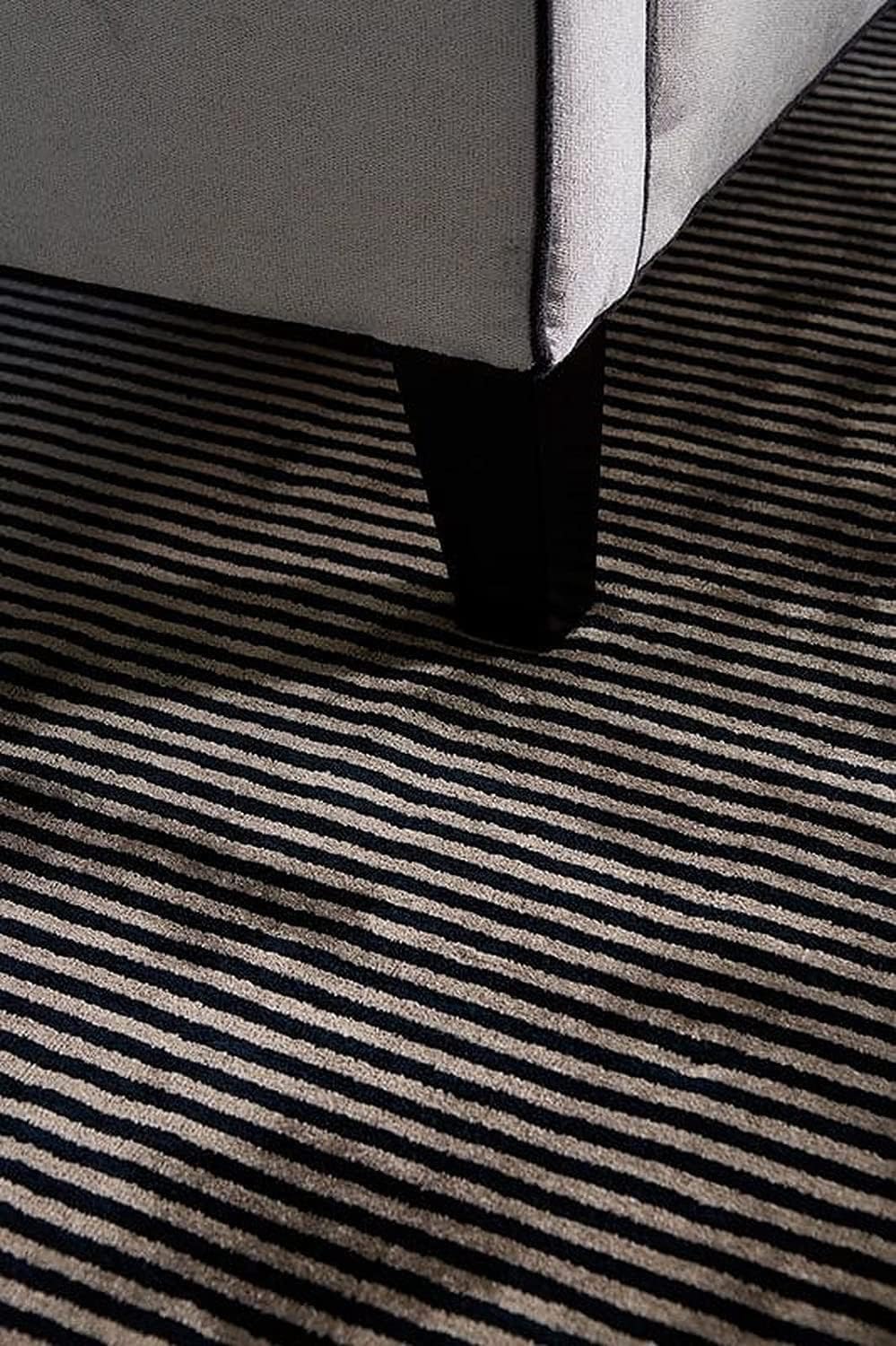 Silk Hand Tufted Carpet Modern Premium Area Rug