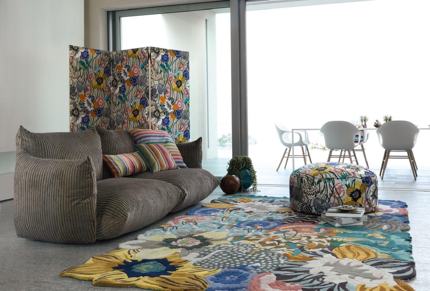 Handmade Colorful Roses Floral Wool Area Rug | Thick & Soft Carpet for Living, Bedroom & Kitchen Deco