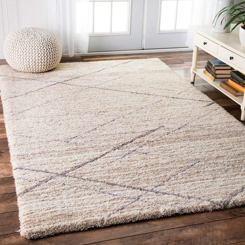 Luxurious Shaggy Carpet Plush Comfort for Home