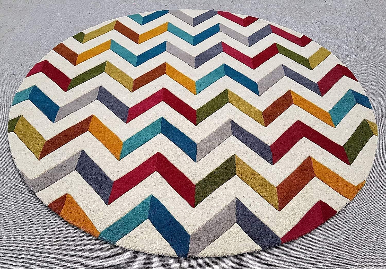 Export Quality Handmade Woollen Round Carpet – Elegant Living Room Floor Rug