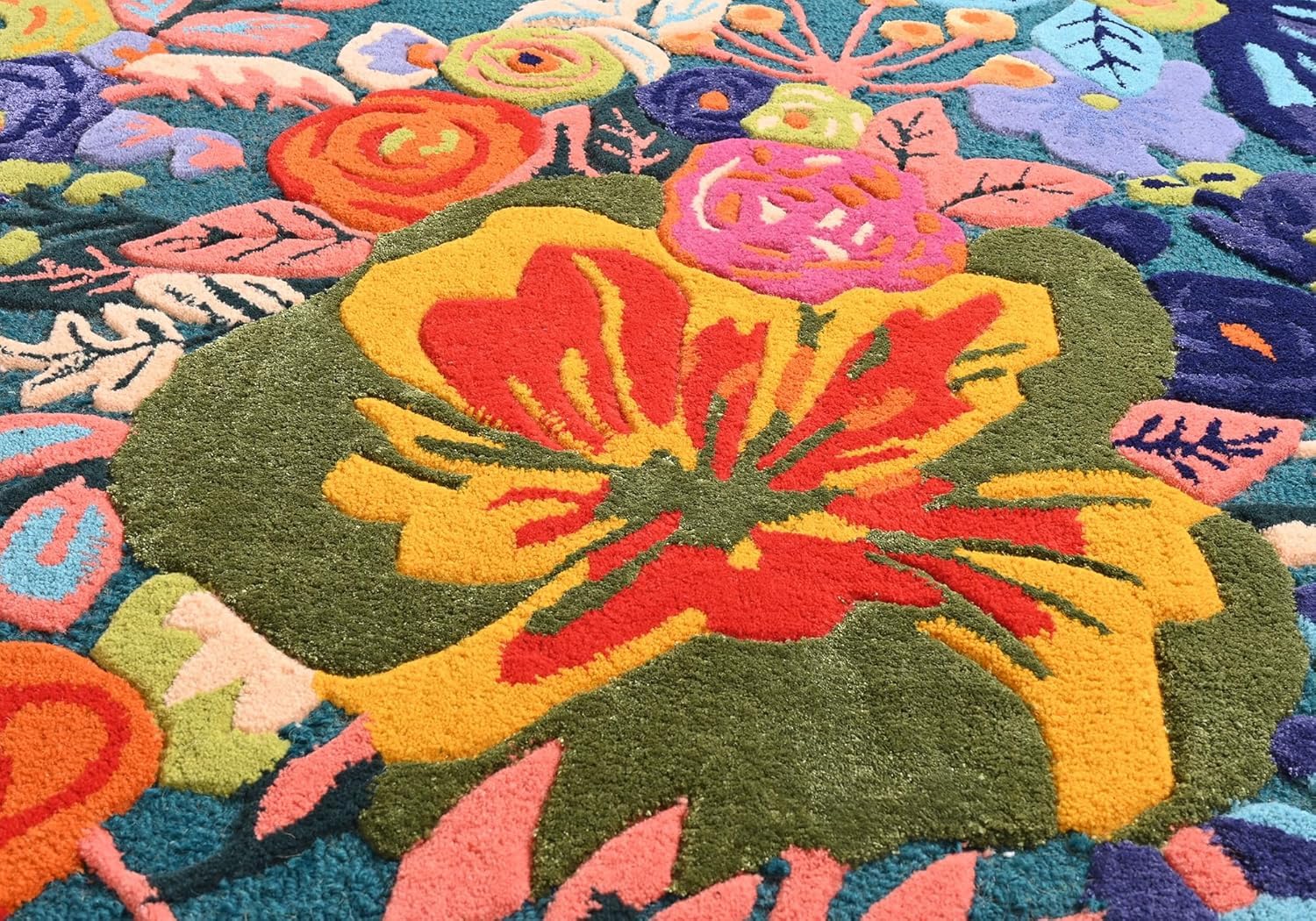 Handmade Colorful Roses Floral Wool Area Rug | Thick & Soft Carpet for Living, Bedroom & Kitchen Deco