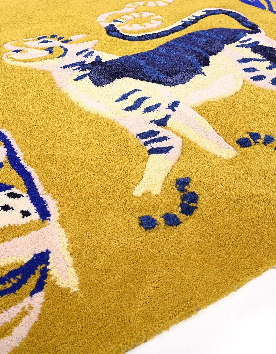 Handmade Colorful Roses Floral Wool Area Rug | Thick & Soft Carpet for Living, Bedroom & Kitchen Deco