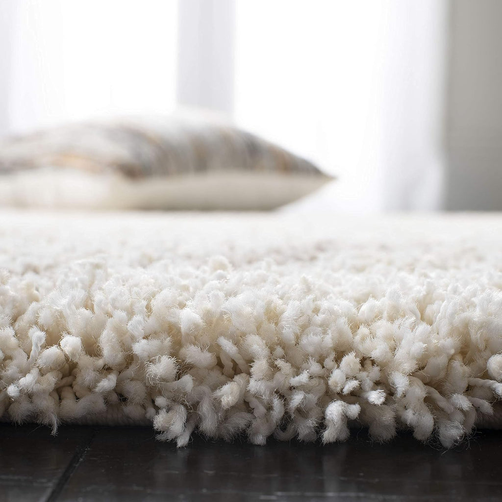 Luxurious Shaggy Carpet Plush Comfort for Home