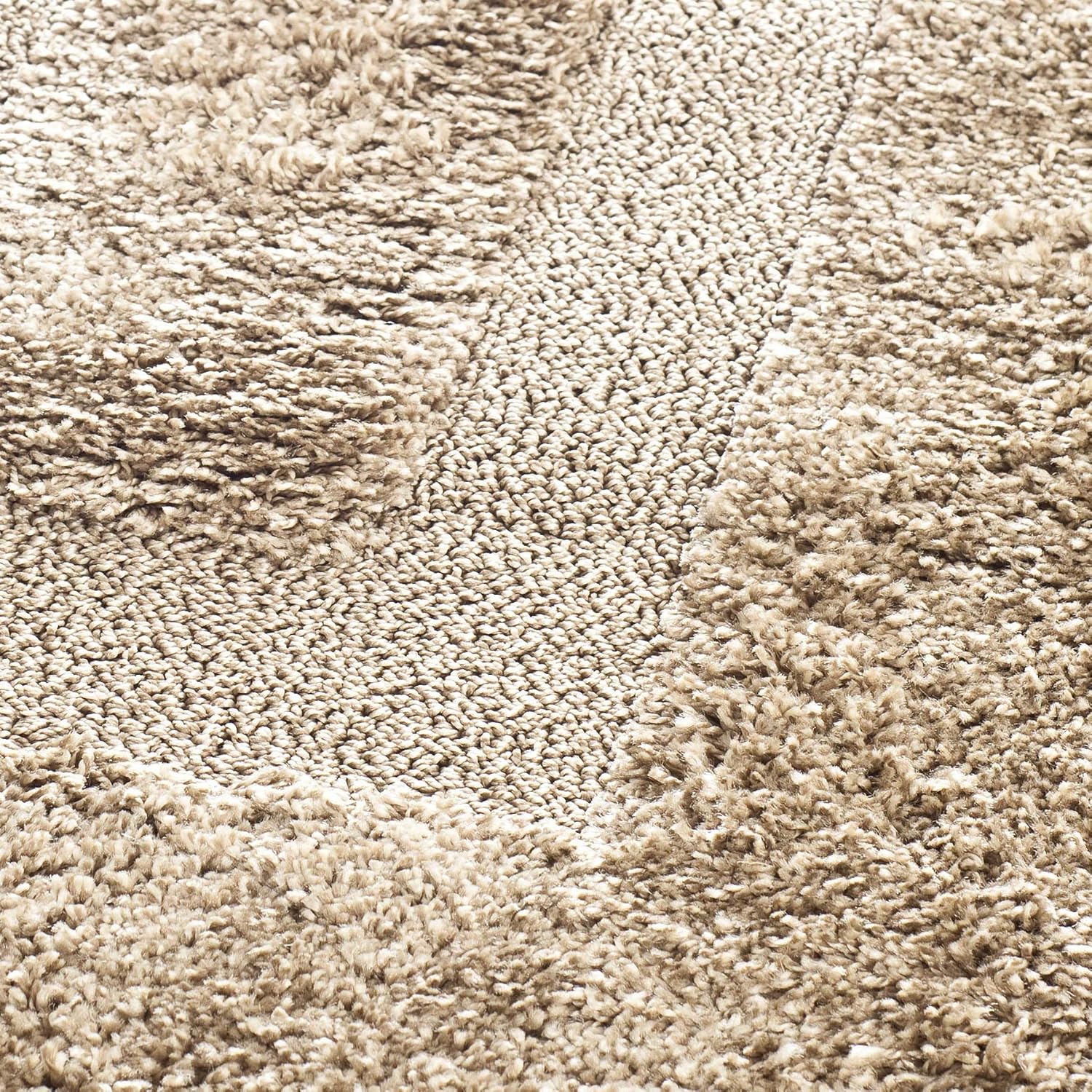 Luxurious Shaggy Carpet Plush Comfort for Home