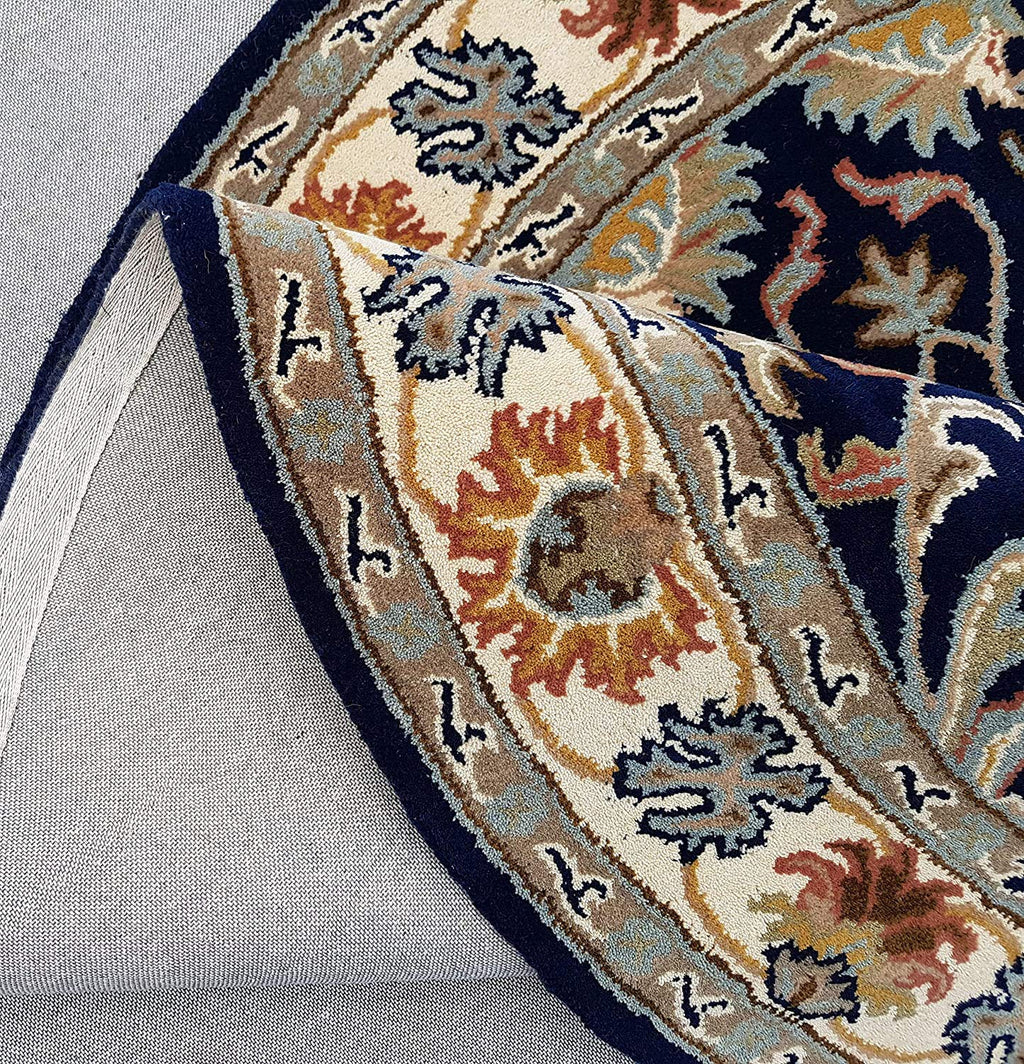 Export Quality Handmade Floral Woollen Round Carpet for Living Room