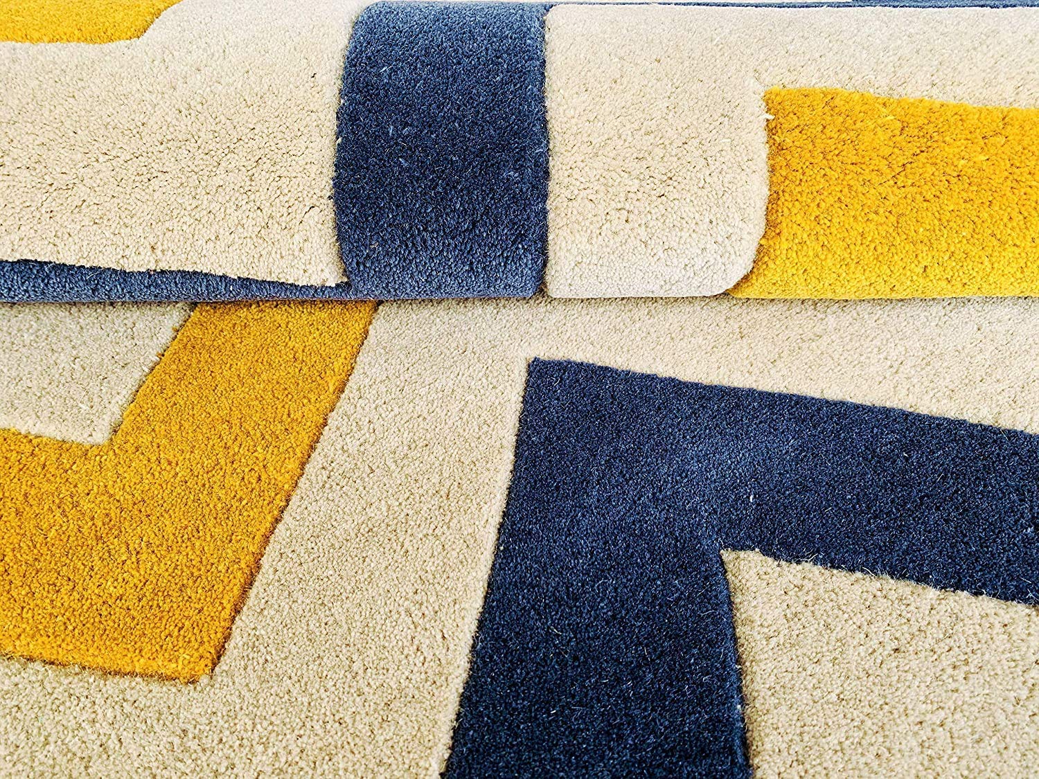 Hand Tufted Wool Carpets Export Quality for Living Room-Bedroom & Hall