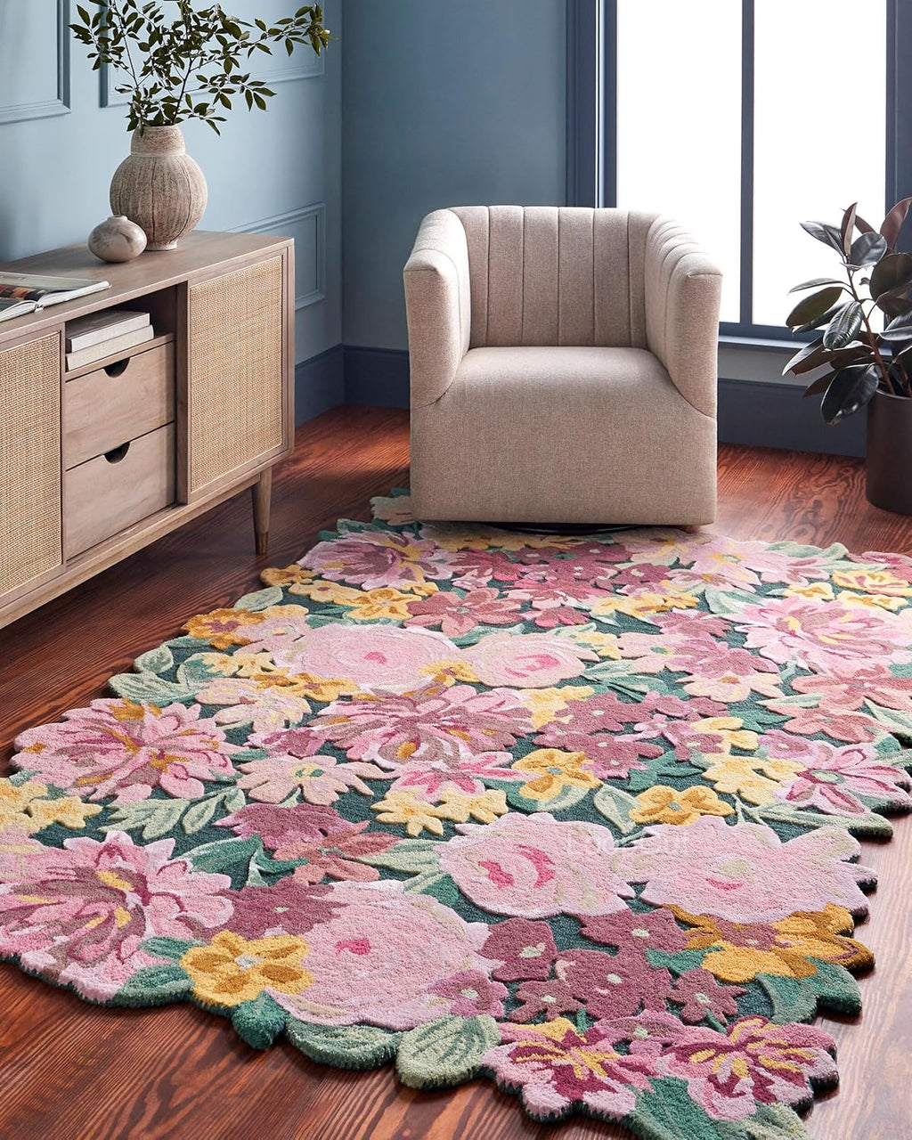 Handmade Colorful Roses Floral Wool Area Rug | Thick & Soft Carpet for Living, Bedroom & Kitchen Deco