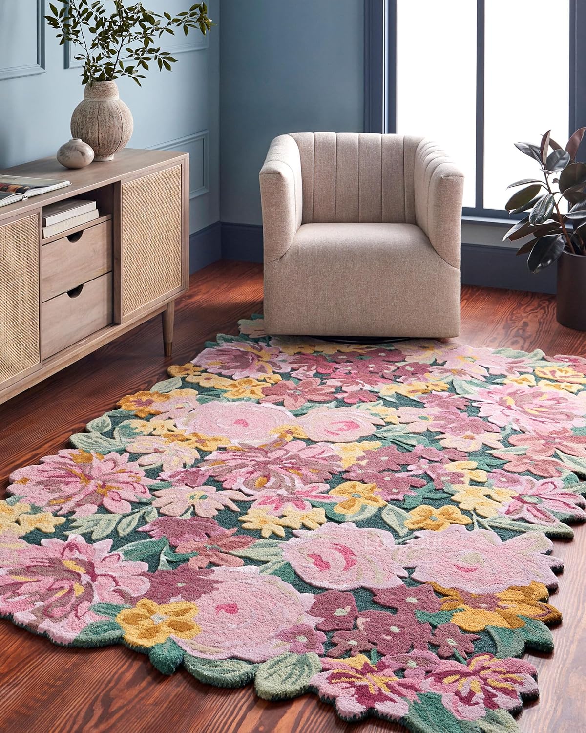 Handmade Colorful Roses Floral Wool Area Rug | Thick & Soft Carpet for Living, Bedroom & Kitchen Deco